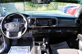 Used 2018  Toyota Tacoma Double Cab 5' Bed V6 4x2 AT &lpar;Natl&rpar; at Auto Finance Center near Matthews&comma; NC