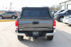 Used 2016  Toyota Tacoma 2WD Double Cab V6 AT &lpar;Natl&rpar; at Auto Finance Center near Matthews&comma; NC