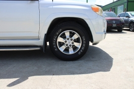 Used 2013  Toyota 4Runner RWD 4dr V6 &lpar;Natl&rpar; at Auto Finance Center near Matthews&comma; NC