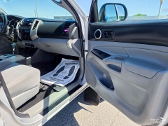 Used 2012  Toyota Tacoma 4WD Double Cab V6 &lpar;Natl&rpar; at Auto Finance Center near Matthews&comma; NC