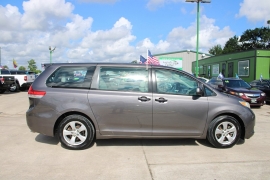 Used 2013 Toyota Sienna 4d Wagon L at Auto Finance Center near Matthews, NC