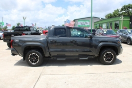 Used 2024  Toyota Tacoma 4WD Double Cab Bed &lpar;Natl&rpar; at Auto Finance Center near Matthews&comma; NC
