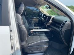 Used 2022 Ram 2500 4WD Laramie Crew Cab 6'4" Box at The Car Coach near Frankfort, KY