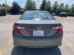 Used 2014 Toyota Camry 4d Sedan LE at The Car Coach near Frankfort, KY