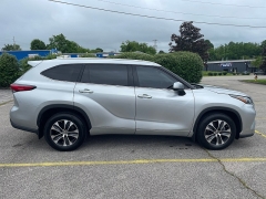 Used 2021 Toyota Highlander XLE AWD at EZ Car Connection near Frankfort, KY