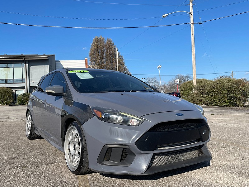 Used 2017  Ford Focus 4d Hatchback RS at EZ Car Connection near Frankfort, KY