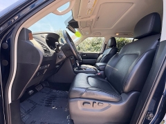 Used 2022 Nissan Armada 4x4 SL at The Car Coach near Frankfort, KY