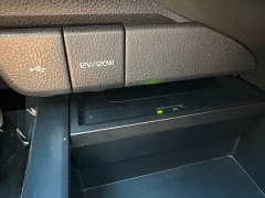 Used 2020 Toyota Camry 4d Sedan SE at The Car Coach near Frankfort, KY