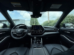 Used 2022 Toyota Highlander XSE AWD at EZ Car Connection near Frankfort, KY