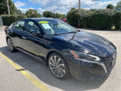 Used 2024 Nissan Altima 2.5 SL Sedan at The Car Coach near Frankfort, KY