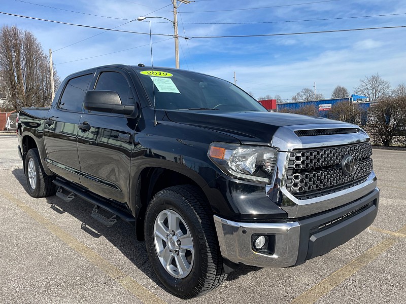 Used 2019  Toyota Tundra 4WD CrewMax SR5 5.7L FFV at EZ Car Connection near Frankfort, KY