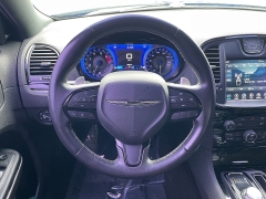 Used 2019 Chrysler 300 4d Sedan RWD S V8 at EZ Car Connection near Frankfort, KY