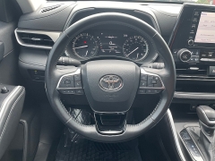 Used 2021 Toyota Highlander XLE AWD at EZ Car Connection near Frankfort, KY
