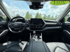 Used 2021 Toyota Highlander XLE AWD at EZ Car Connection near Frankfort, KY