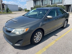 Used 2014 Toyota Camry 4d Sedan LE at The Car Coach near Frankfort, KY