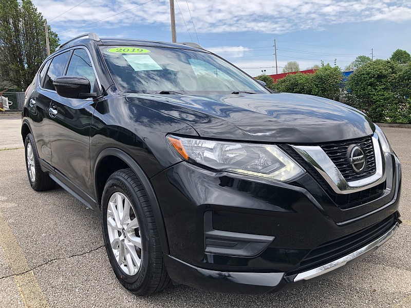 Used 2019  Nissan Rogue 4d SUV AWD SV at EZ Car Connection near Frankfort, KY