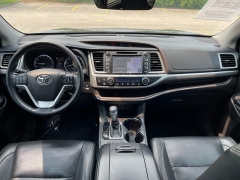 Used 2017 Toyota Highlander 4d SUV FWD Limited at EZ Car Connection near Frankfort, KY