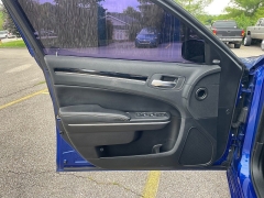 Used 2019 Chrysler 300 4d Sedan RWD S V8 at EZ Car Connection near Frankfort, KY