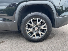 Used 2023 GMC Acadia FWD 4dr SLT at The Car Coach near Frankfort, KY