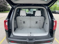 Used 2023 GMC Acadia FWD 4dr SLT at The Car Coach near Frankfort, KY