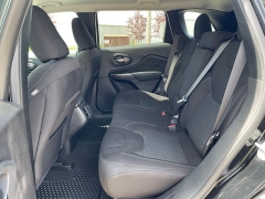 Used 2020 Jeep Cherokee 4d SUV 4WD Latitude 2.4L at The Car Coach near Frankfort, KY