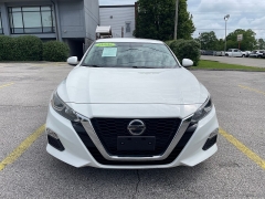 Used 2020 Nissan Altima 4d Sedan FWD 2.5L S at The Car Coach near Frankfort, KY