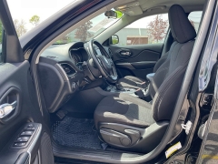 Used 2020 Jeep Cherokee 4d SUV 4WD Latitude 2.4L at The Car Coach near Frankfort, KY