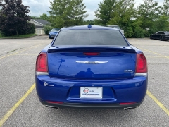 Used 2019 Chrysler 300 4d Sedan RWD S V8 at EZ Car Connection near Frankfort, KY