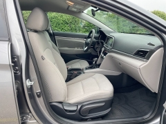 Used 2020 Hyundai Elantra 4d Sedan SEL at The Car Coach near Frankfort, KY