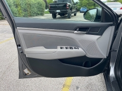 Used 2020 Hyundai Elantra 4d Sedan SEL at The Car Coach near Frankfort, KY