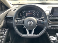 Used 2022 Nissan Altima 2.5 SL AWD Sedan at EZ Car Connection near Frankfort, KY