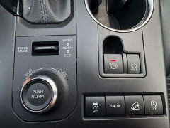 Used 2022 Toyota Highlander XSE AWD at EZ Car Connection near Frankfort, KY