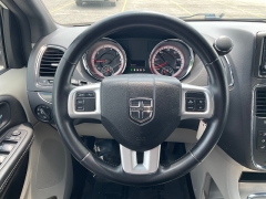 Used 2018 Dodge Grand Caravan 4d Wagon SXT at EZ Car Connection near Frankfort, KY