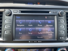 Used 2019 Toyota Highlander 4d SUV AWD XLE at The Car Coach near Frankfort, KY