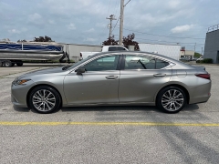 Used 2019 Lexus ES ES 350 FWD at The Car Coach near Frankfort, KY