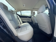 Used 2024 Nissan Altima 2.5 SL Sedan at The Car Coach near Frankfort, KY
