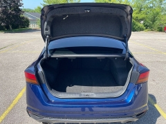 Used 2021 Nissan Altima 2.5 SR Sedan at The Car Coach near Frankfort, KY
