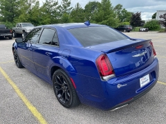 Used 2019 Chrysler 300 4d Sedan RWD S V8 at EZ Car Connection near Frankfort, KY