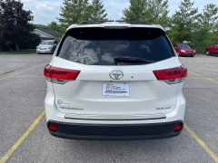 Used 2019 Toyota Highlander 4d SUV AWD XLE at The Car Coach near Frankfort, KY