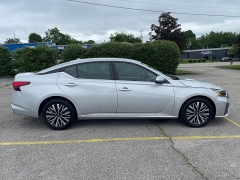 Used 2023 Nissan Altima 2.5 SV Sedan at EZ Car Connection near Frankfort, KY