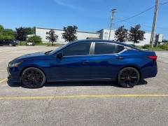 Used 2021 Nissan Altima 2.5 SR Sedan at The Car Coach near Frankfort, KY