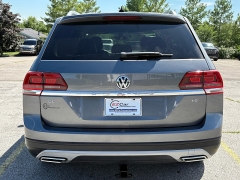 Used 2018 Volkswagen Atlas 3.6L V6 SE w/Technology FWD at EZ Car Connection near Frankfort, KY
