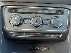 Used 2018 Volkswagen Atlas 3.6L V6 SE w/Technology FWD at EZ Car Connection near Frankfort, KY
