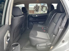 Used 2017 Nissan Pathfinder 4d SUV 4WD S at The Car Coach near Frankfort, KY