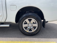Used 2014 Nissan Titan 4WD Crew Cab SV at EZ Car Connection near Frankfort, KY