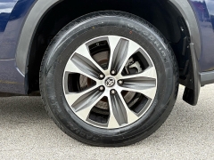 Used 2021 Toyota Highlander XLE AWD at EZ Car Connection near Frankfort, KY