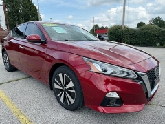 Used 2022 Nissan Altima 2.5 SL AWD Sedan at EZ Car Connection near Frankfort, KY