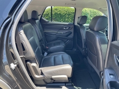 Used 2021 Chevrolet Traverse FWD 4dr LT Leather at The Car Coach near Frankfort, KY