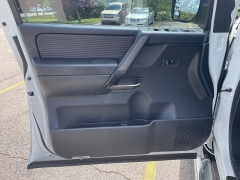 Used 2014 Nissan Titan 4WD Crew Cab SV at EZ Car Connection near Frankfort, KY