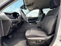 Used 2023 Jeep Grand Cherokee L Laredo 4x4 at EZ Car Connection near Frankfort, KY